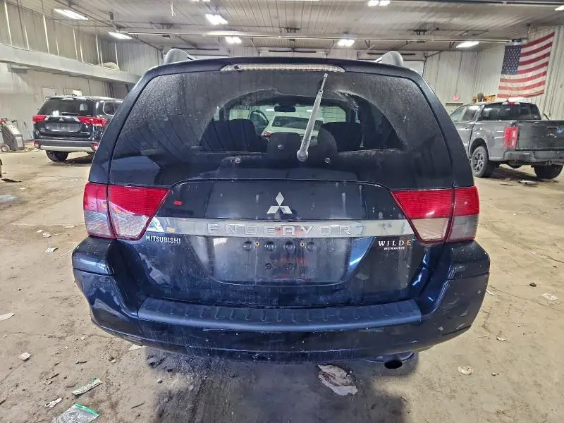 2011 MITSUBISHI ENDEAVOR LS  