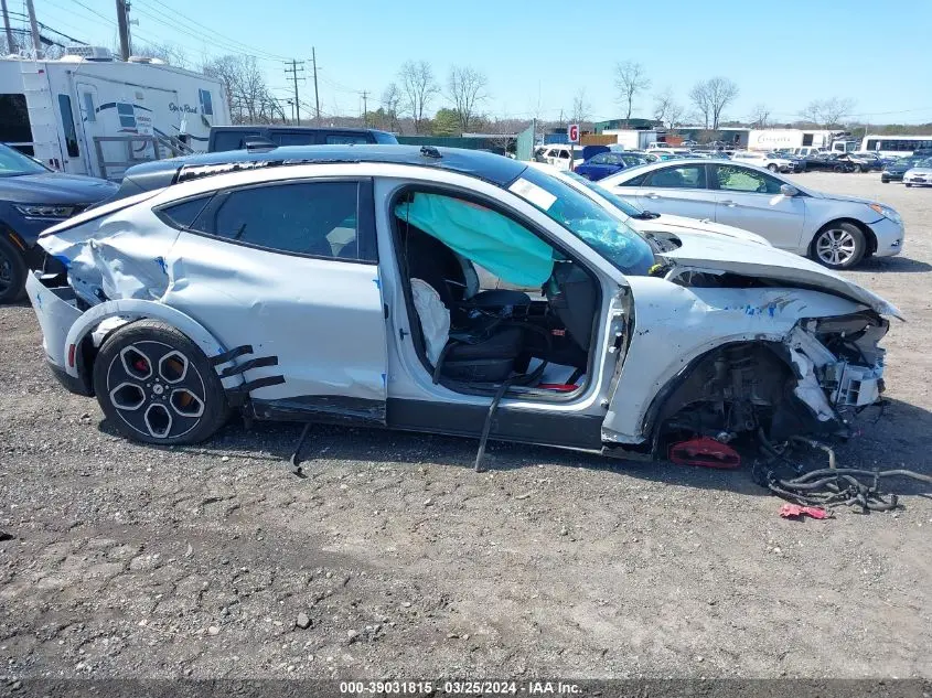 2022 FORD MUSTANG MACH-E GT