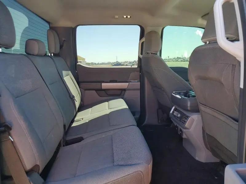 2024 FORD F150 XLT  