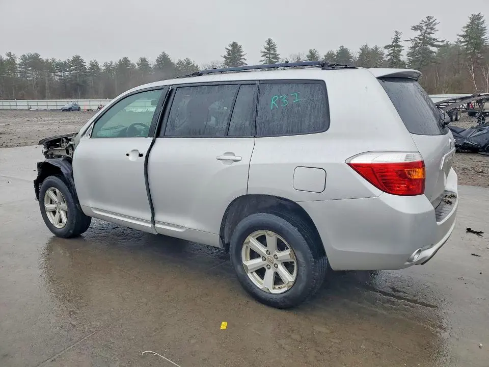 2010 TOYOTA HIGHLANDER SE  