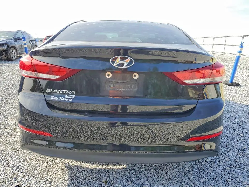 2018 HYUNDAI ELANTRA SE  