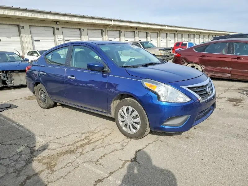 2019 NISSAN VERSA S  