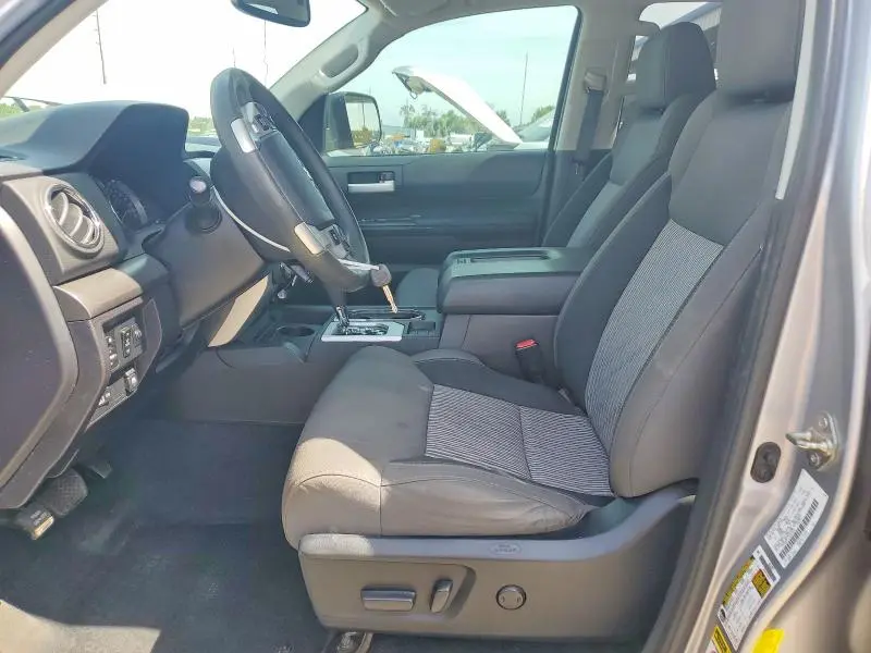 2015 TOYOTA TUNDRA SR5  