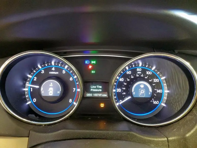 2012 HYUNDAI SONATA GLS  