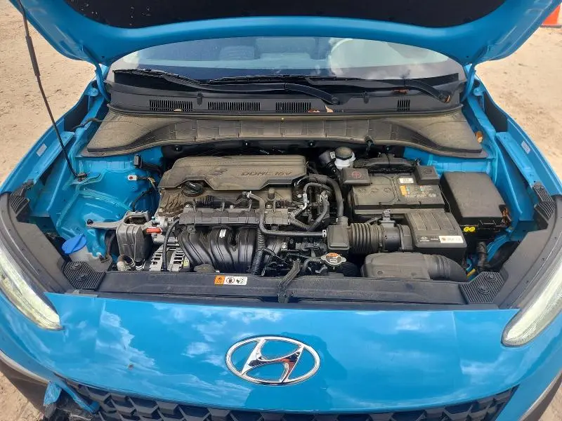 2023 HYUNDAI KONA SE  