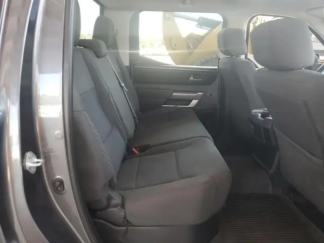 2023 TOYOTA TUNDRA CREWMAX SR5  