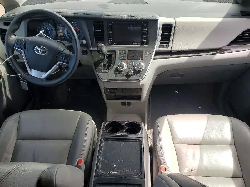 2018 TOYOTA SIENNA XLE PREMIUM 7-PASSENGER  
