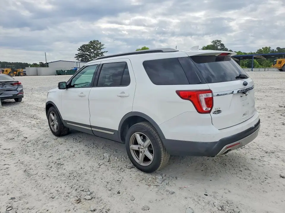 2017 FORD EXPLORER XLT  