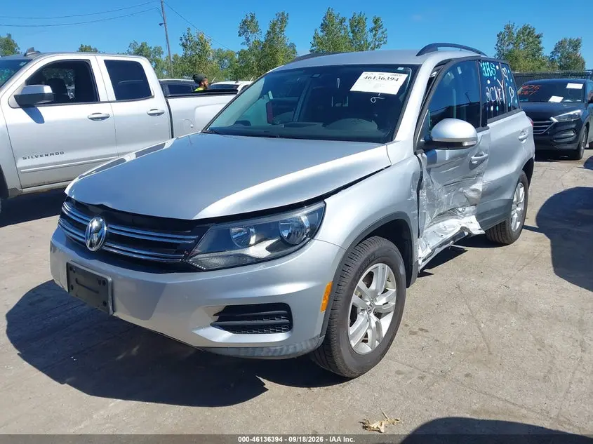 2016 VOLKSWAGEN TIGUAN S