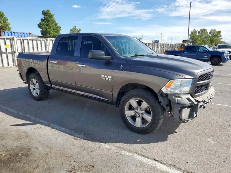 2015 RAM 1500 ST