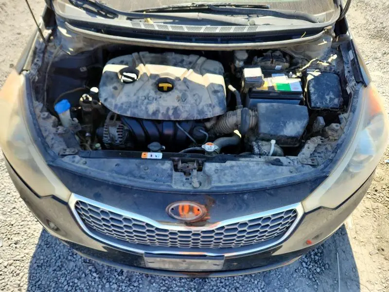 2016 KIA FORTE LX  