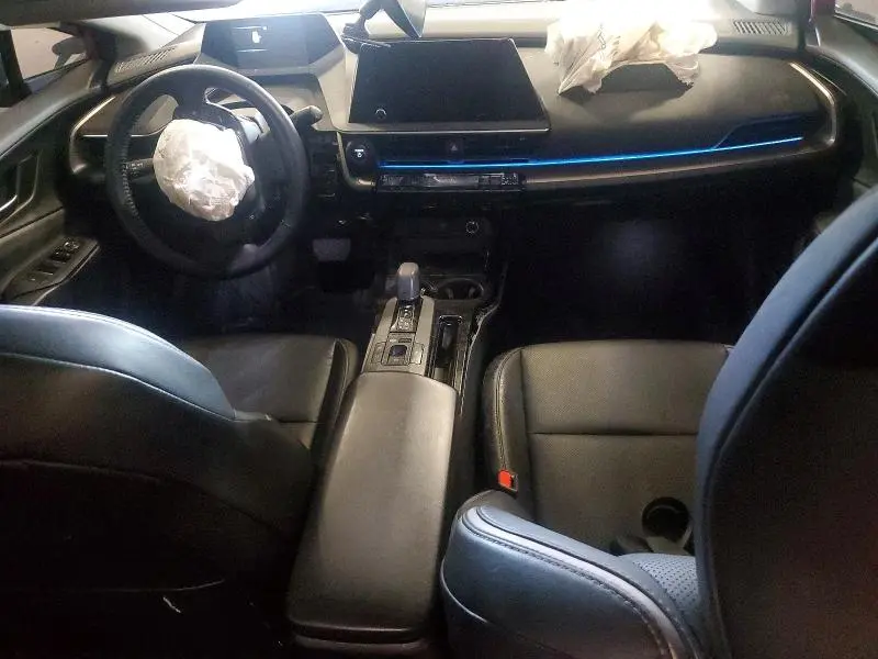 2023 TOYOTA PRIUS XLE  