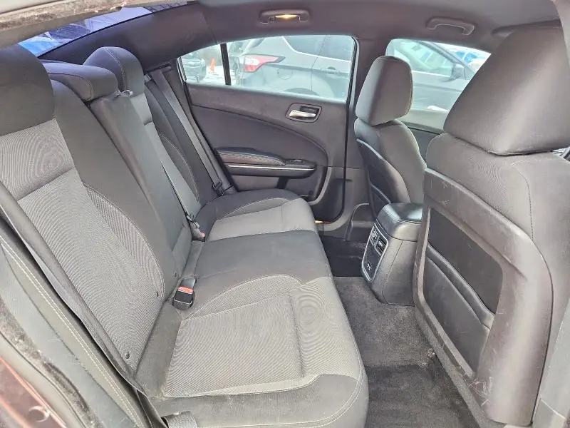 2015 DODGE CHARGER SE  