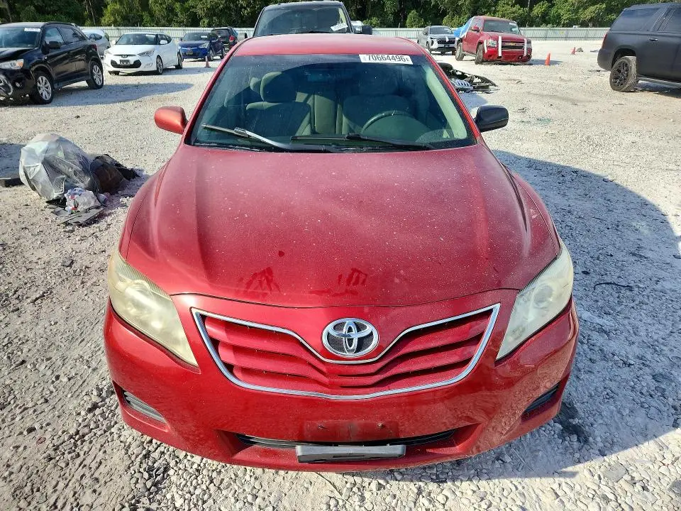 2011 TOYOTA CAMRY LE  