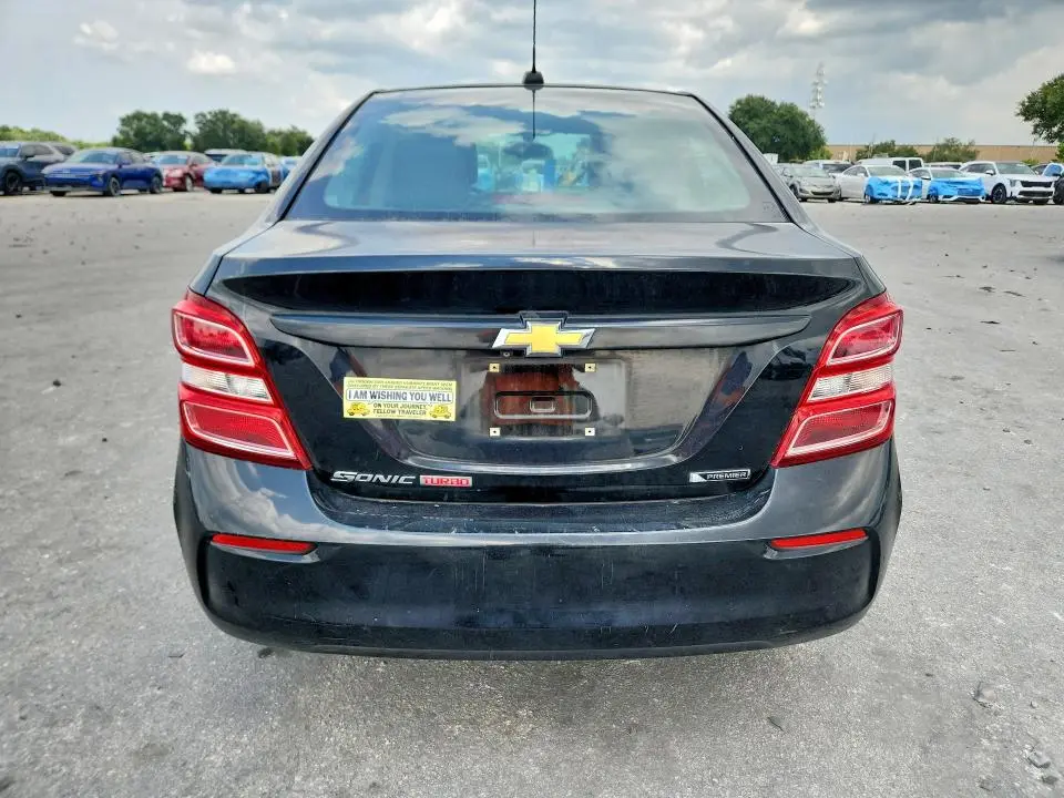 2018 CHEVROLET SONIC PREMIER  