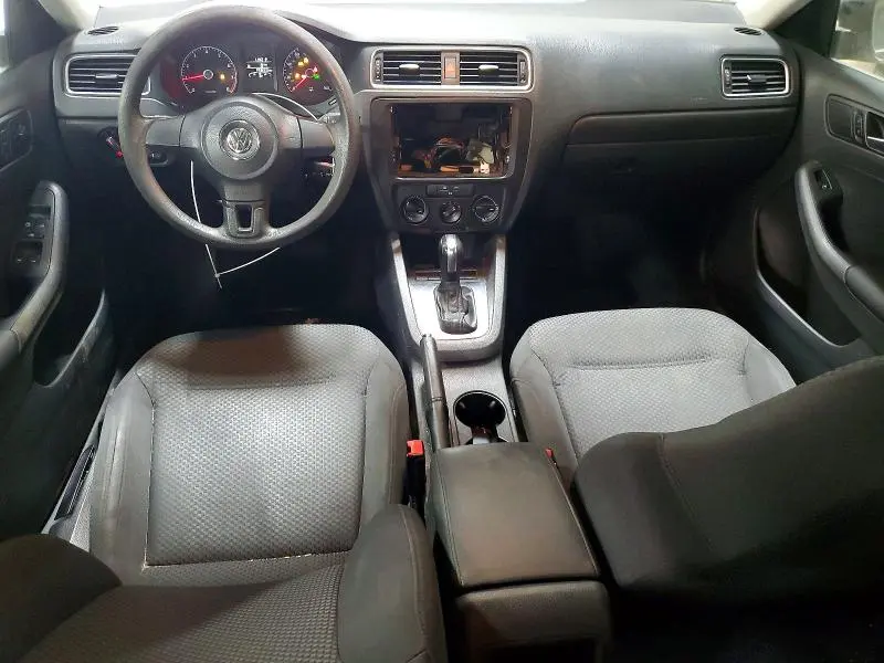 2013 VOLKSWAGEN JETTA BASE  
