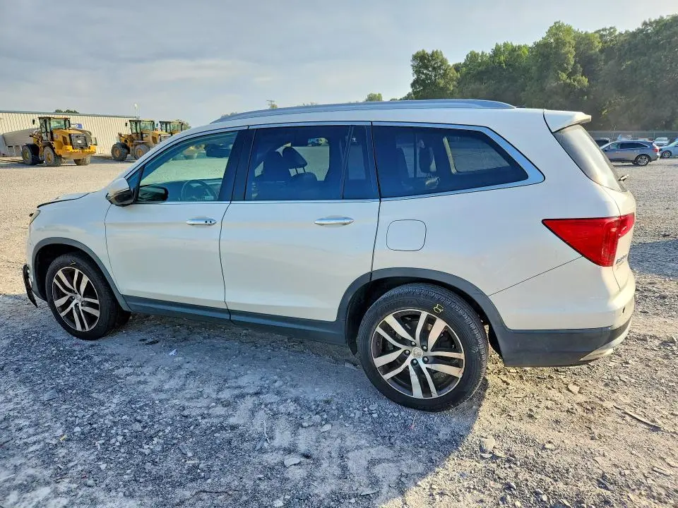 2017 HONDA PILOT ELITE  