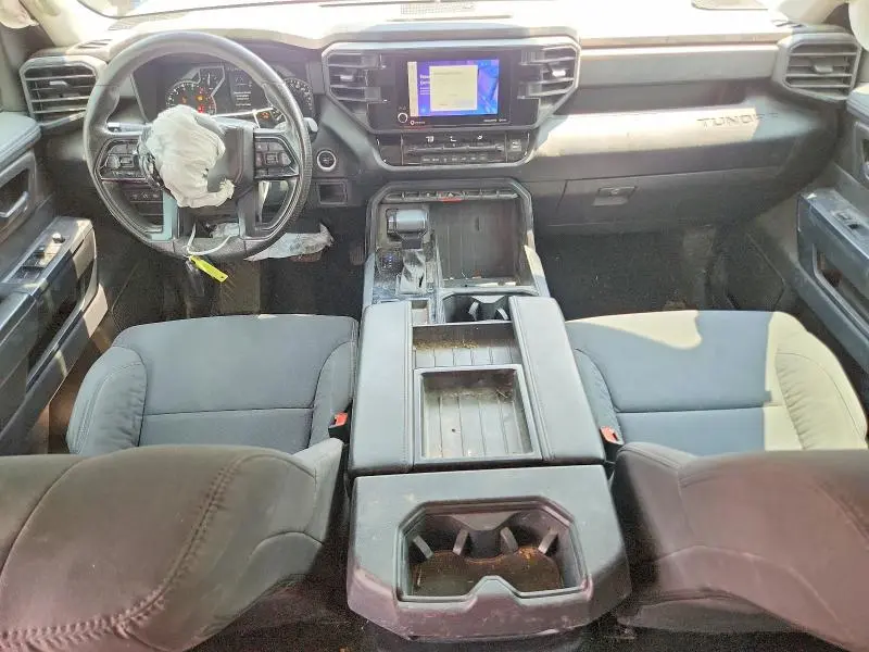 2022 TOYOTA TUNDRA SR  