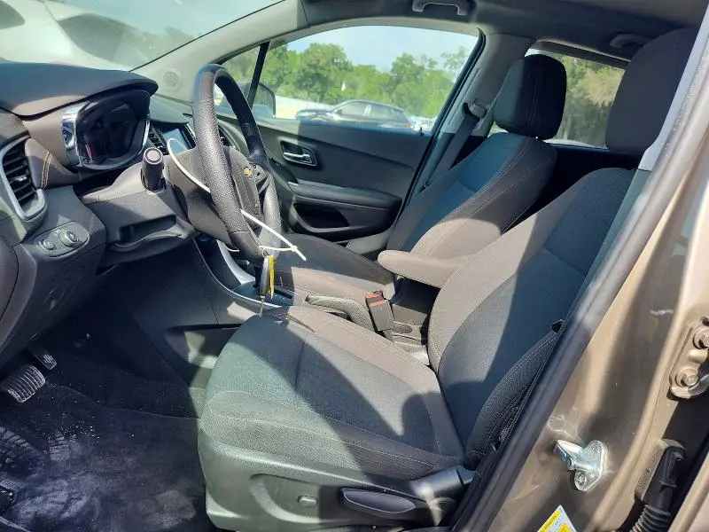 2021 CHEVROLET TRAX LS  