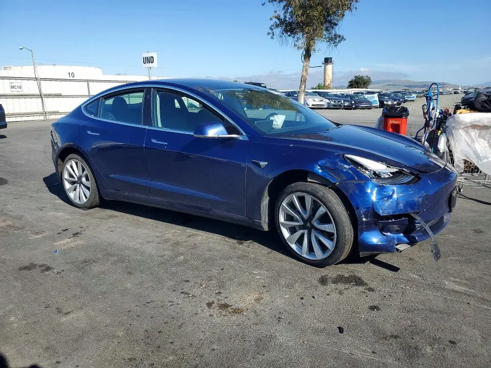 2019 TESLA MODEL 3   