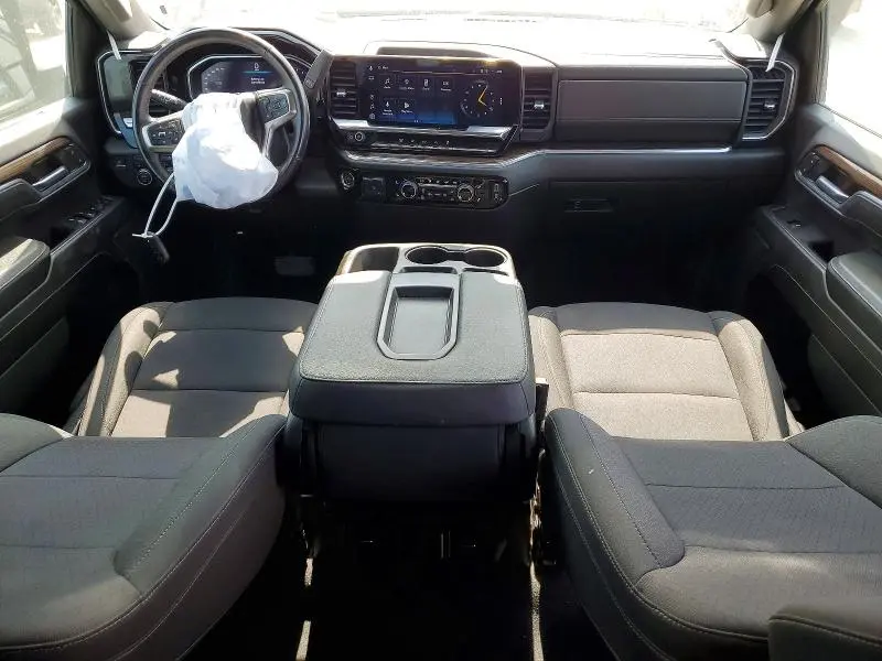 2024 CHEVROLET SILVERADO K3500 LT  