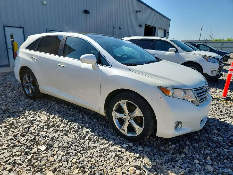 2011 TOYOTA VENZA AWD V6  
