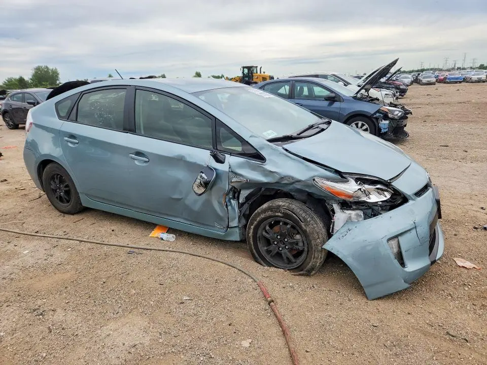 2014 TOYOTA PRIUS TWO  