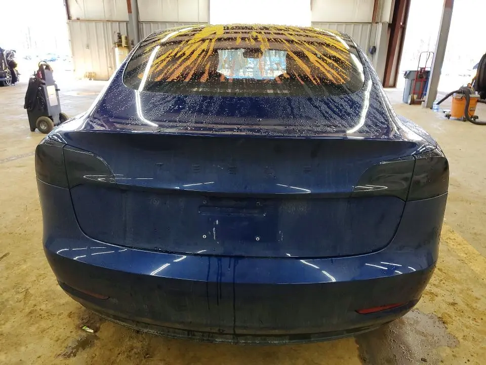 2018 TESLA MODEL 3   