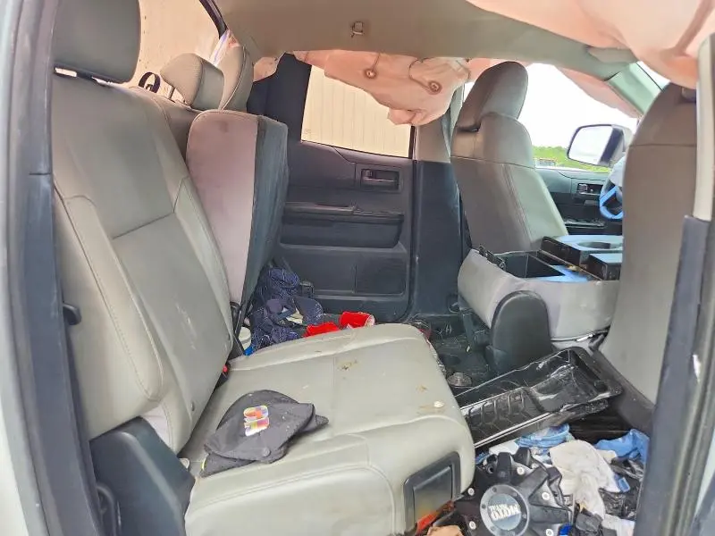 2015 TOYOTA TUNDRA SR  