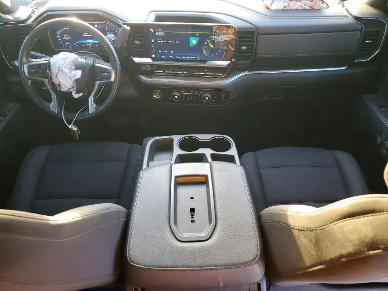 2022 CHEVROLET SILVERADO C1500 LT  