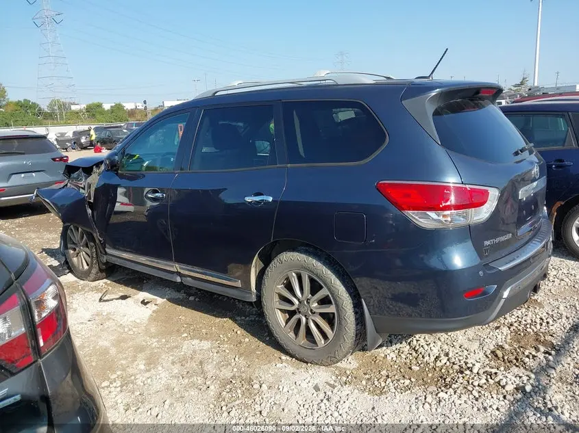 2016 NISSAN PATHFINDER SL