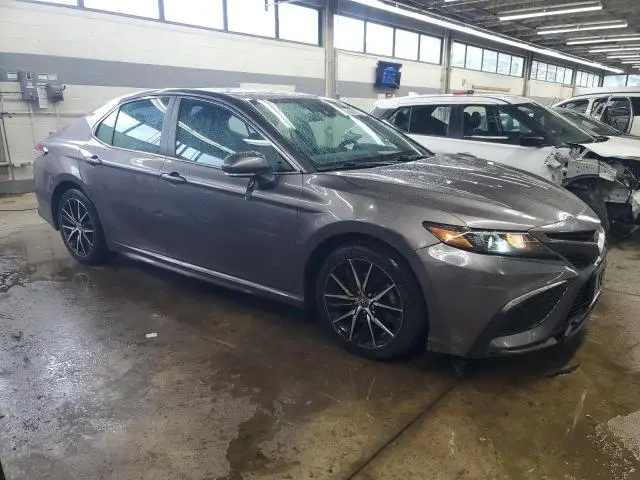 2022 TOYOTA CAMRY SE  