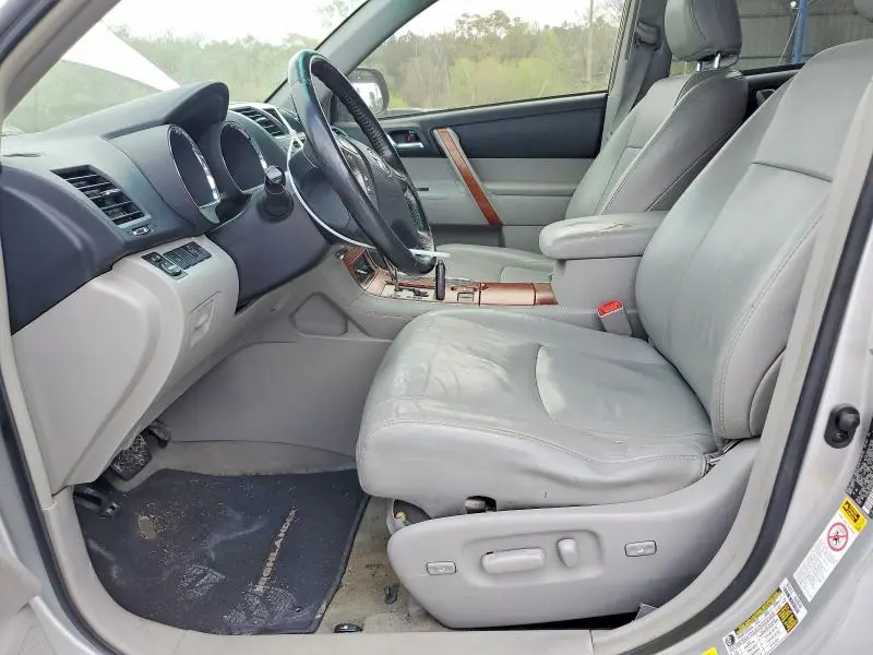 2010 TOYOTA HIGHLANDER LIMITED  