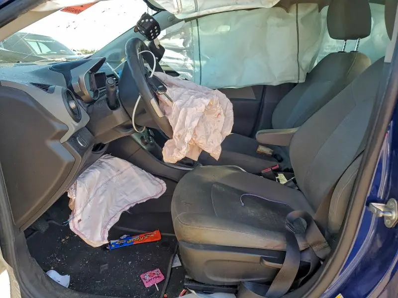 2013 CHEVROLET SONIC LS  