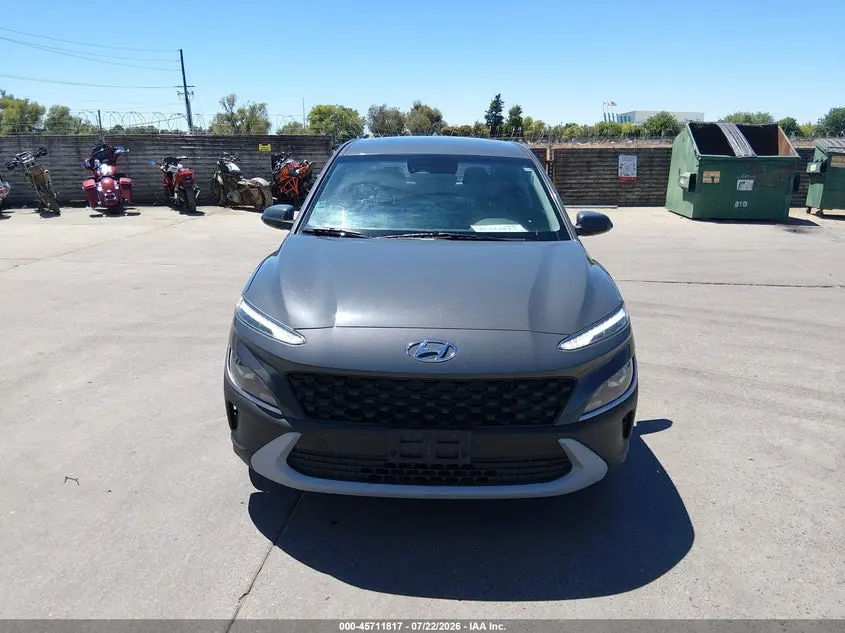 2023 HYUNDAI KONA SE