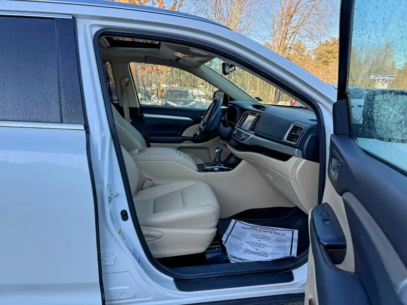 2014 TOYOTA HIGHLANDER XLE  