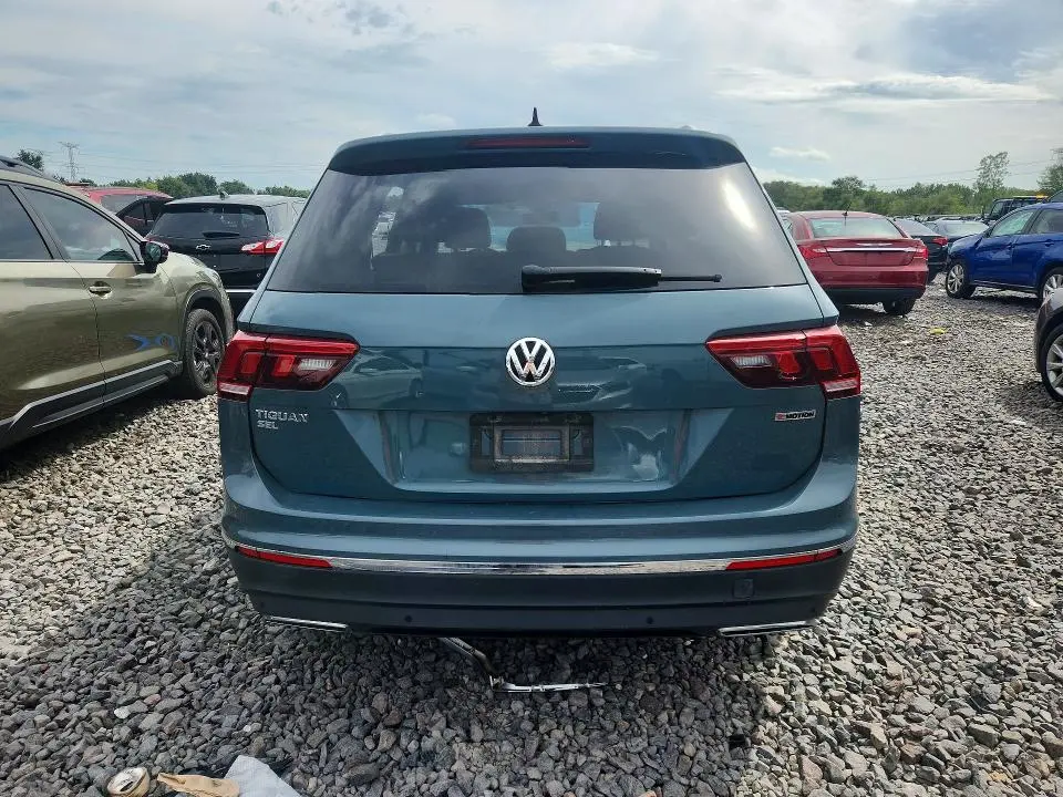 2021 VOLKSWAGEN TIGUAN SE  