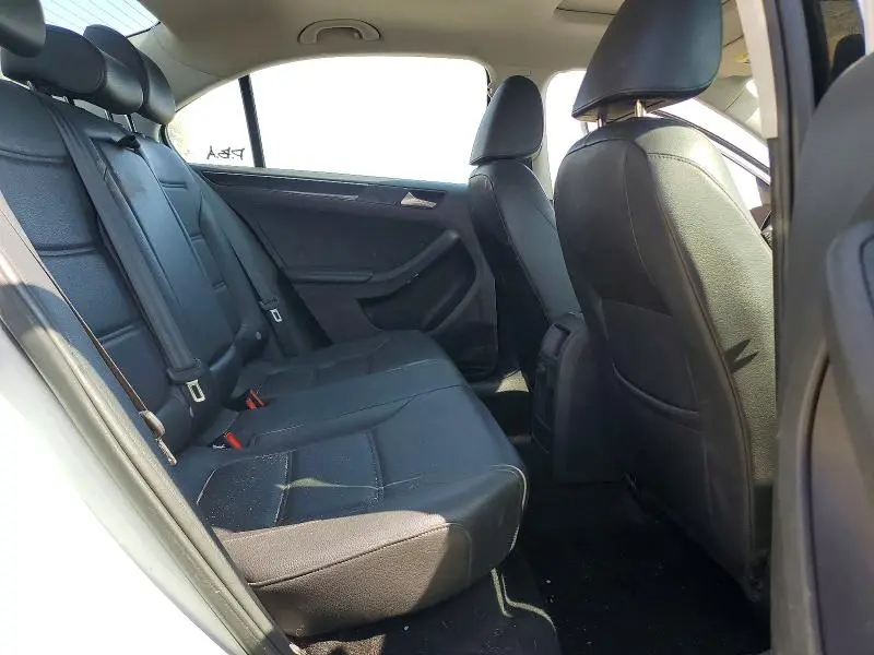 2017 VOLKSWAGEN JETTA SEL  