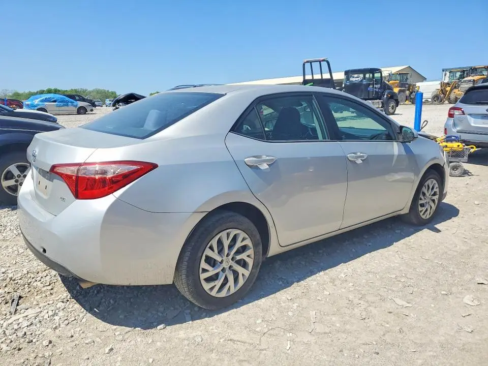 2017 TOYOTA COROLLA LE  