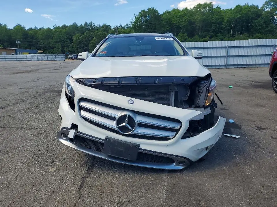 2015 MERCEDES-BENZ GLA 250 4MATIC  