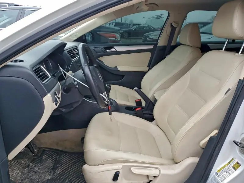 2014 VOLKSWAGEN JETTA SE  