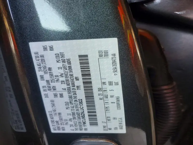 2020 FORD ESCAPE SE  