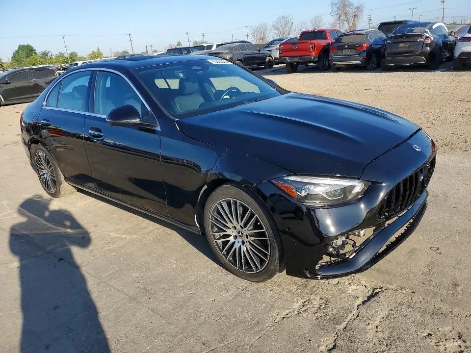 2025 MERCEDES-BENZ C 300  