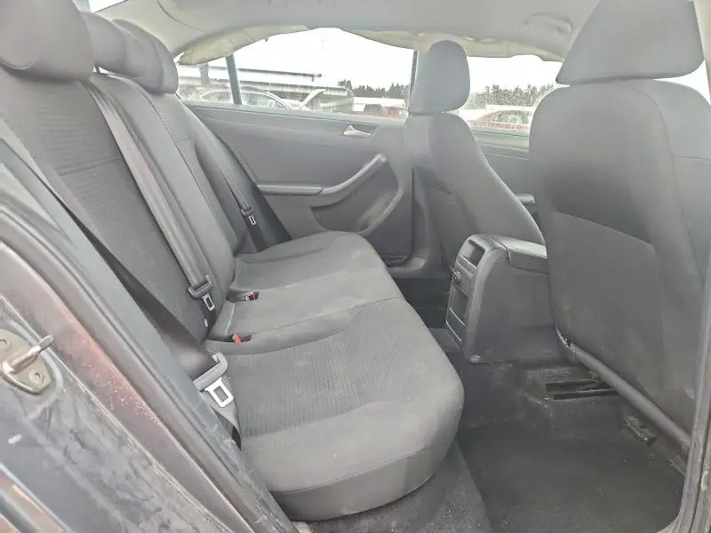 2015 VOLKSWAGEN JETTA BASE  