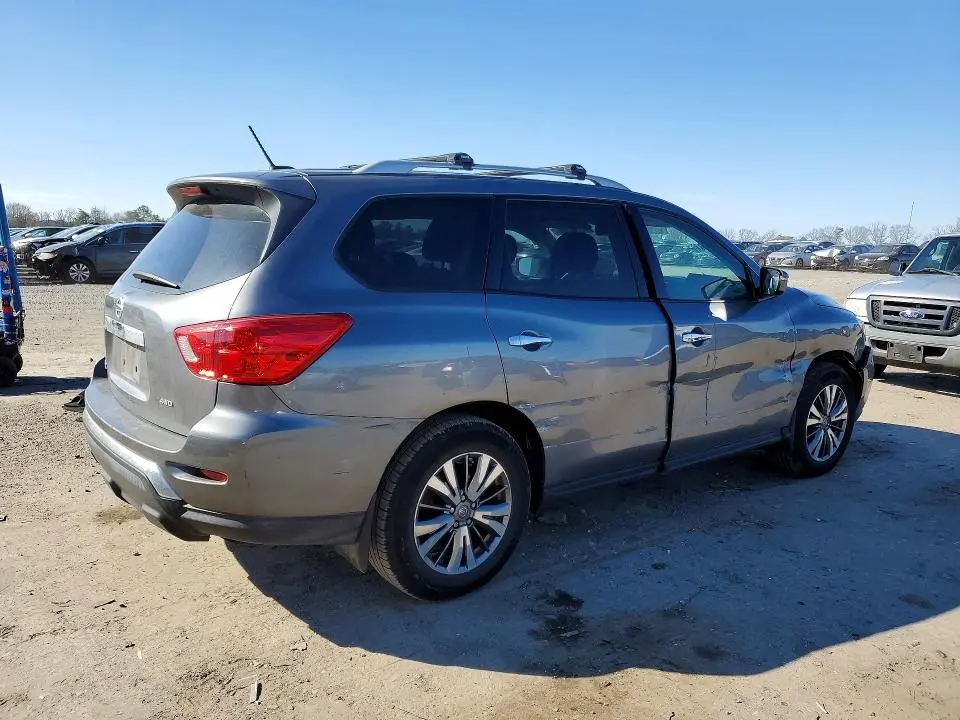 2018 NISSAN PATHFINDER S  