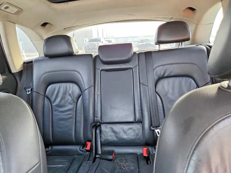 2011 AUDI Q5 PREMIUM  