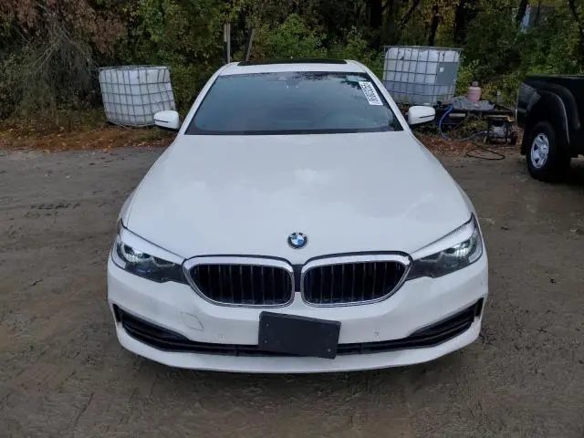 2019 BMW 530XE   