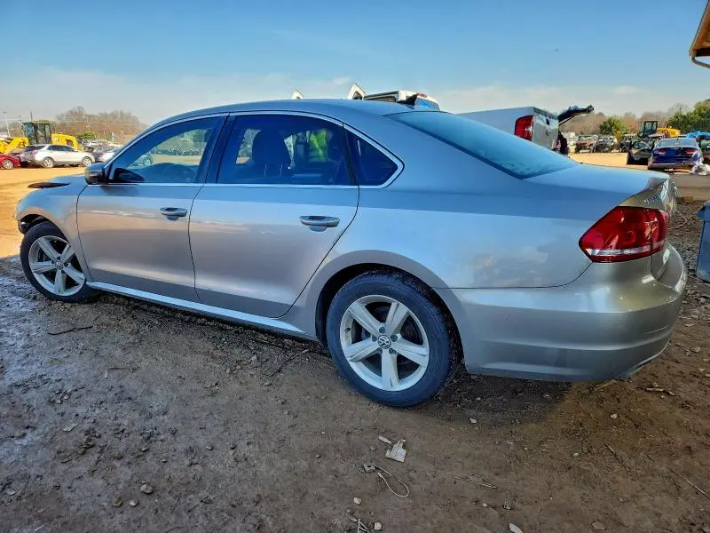 2012 VOLKSWAGEN PASSAT SE  