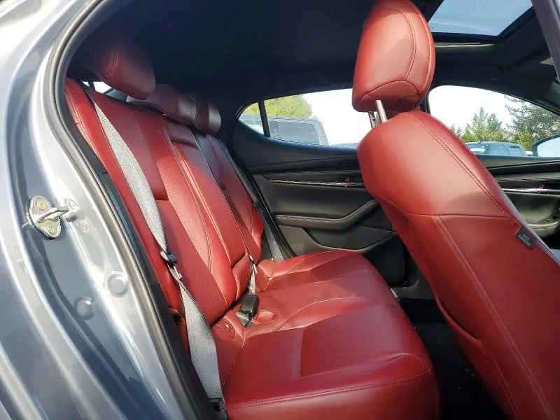 2024 MAZDA 3 PREFERRED  