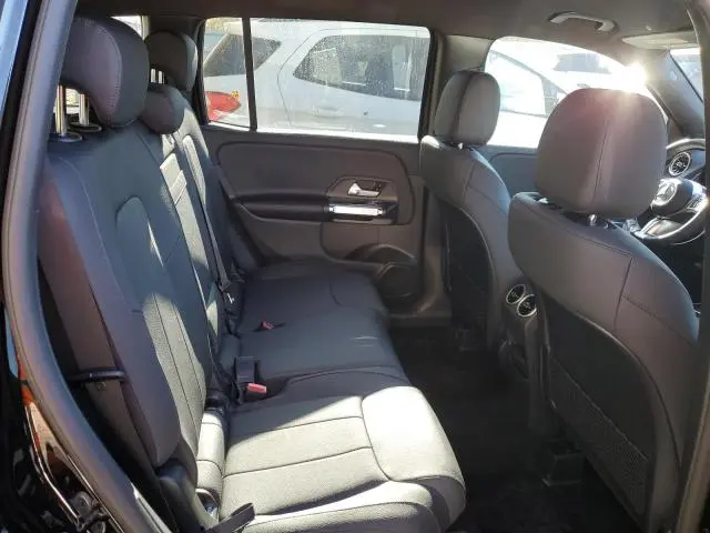 2025 MERCEDES-BENZ GLB 250 4MATIC  